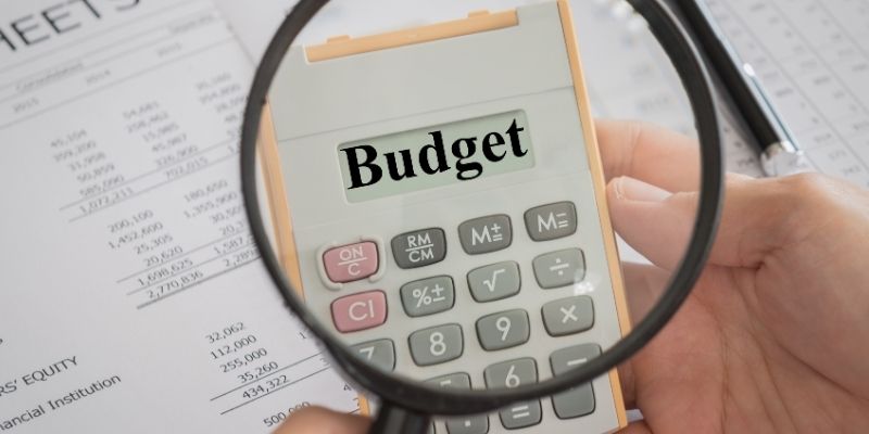 Technology and guidance make budget discipline achievable